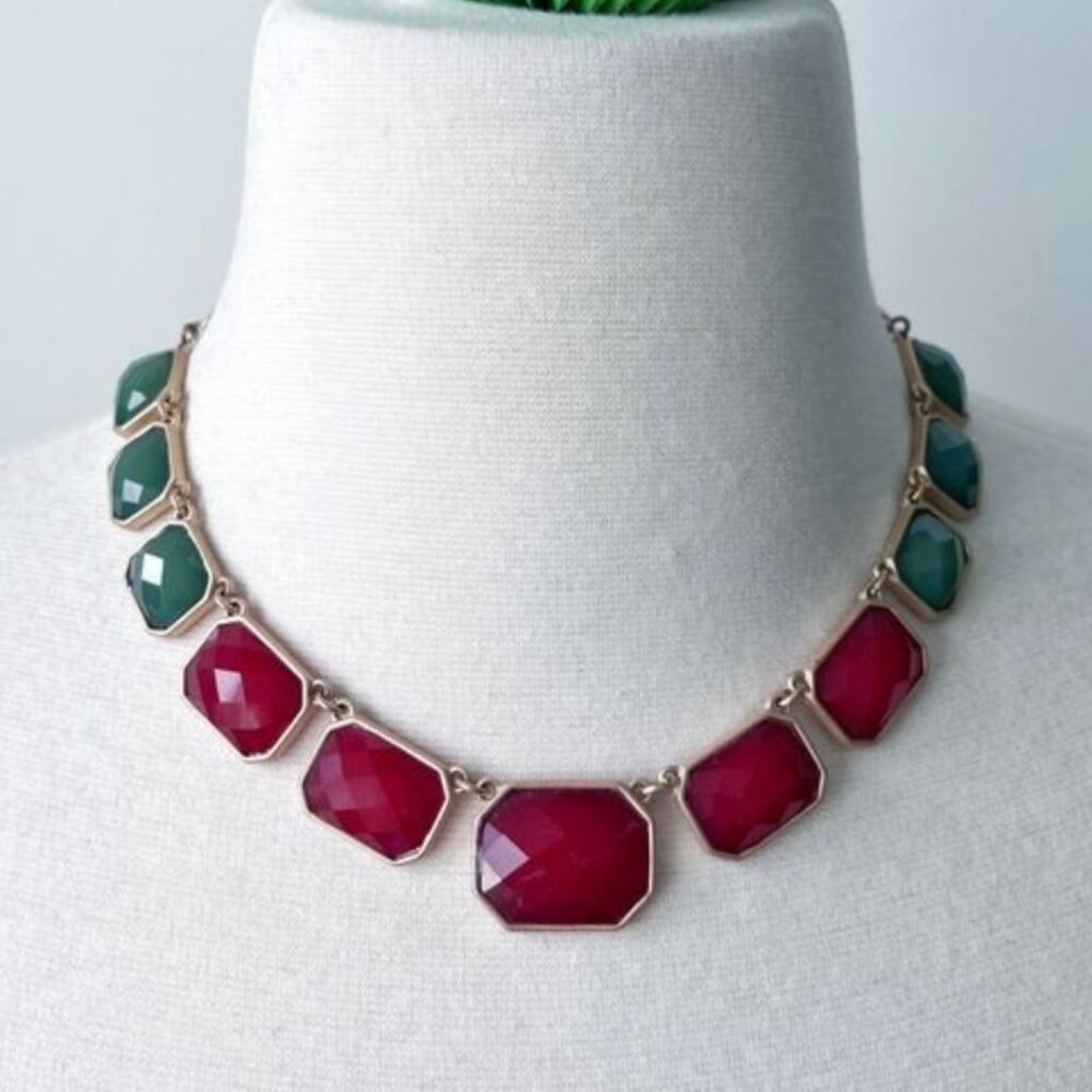 Gorgeous Necklace Gold Tone w Faceted Red & Green Glass Cabochons